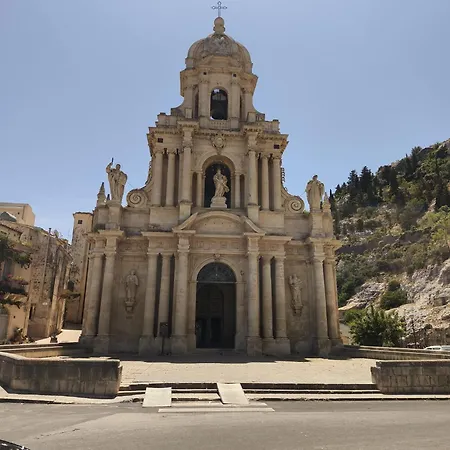 Casa Al Pino * Scicli