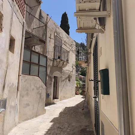 Casa Al Pino Scicli